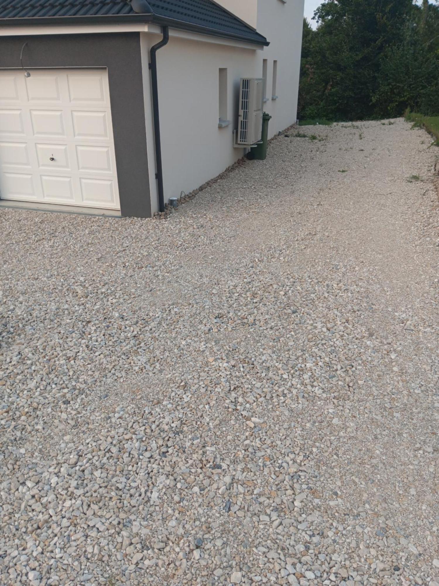 Chambre Privee Dans Une Maison Familiale Charmes  Exteriör bild